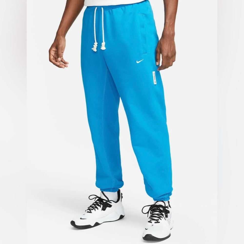 Nike Dri-FIT Standard Issue Men's Basketball Pants